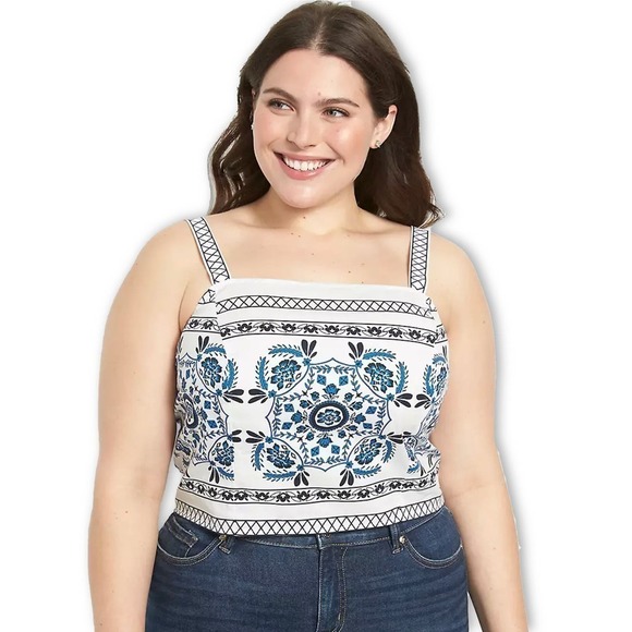 NWT Floral Poplin Crop Top Smocked Adjustable Straps - Picture 1 of 9